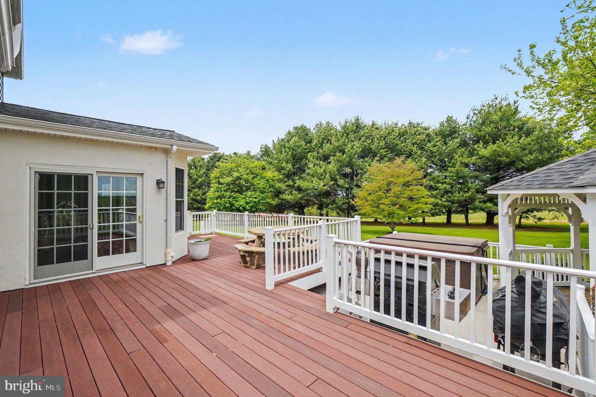 FAWN GROVE - Residential