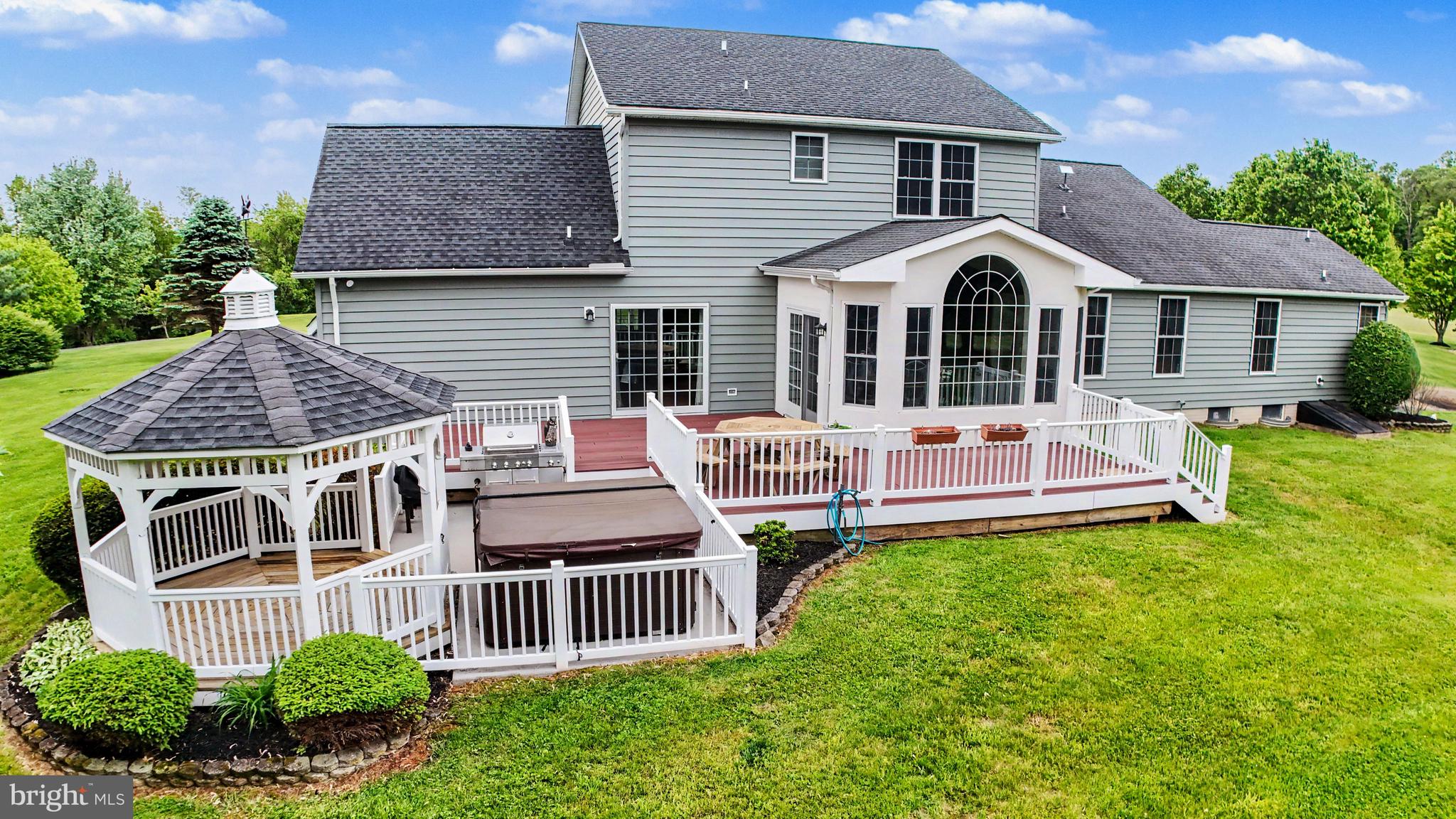 FAWN GROVE - Residential