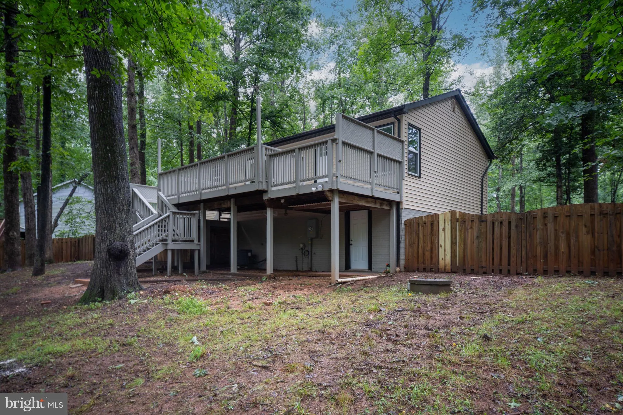 Spotsylvania, Virginia 22551, United States, 4 Bedrooms Bedrooms, ,2 BathroomsBathrooms,Residential,Contingent,182696