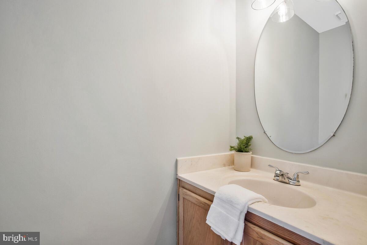 SEVEN OAKS - Residential