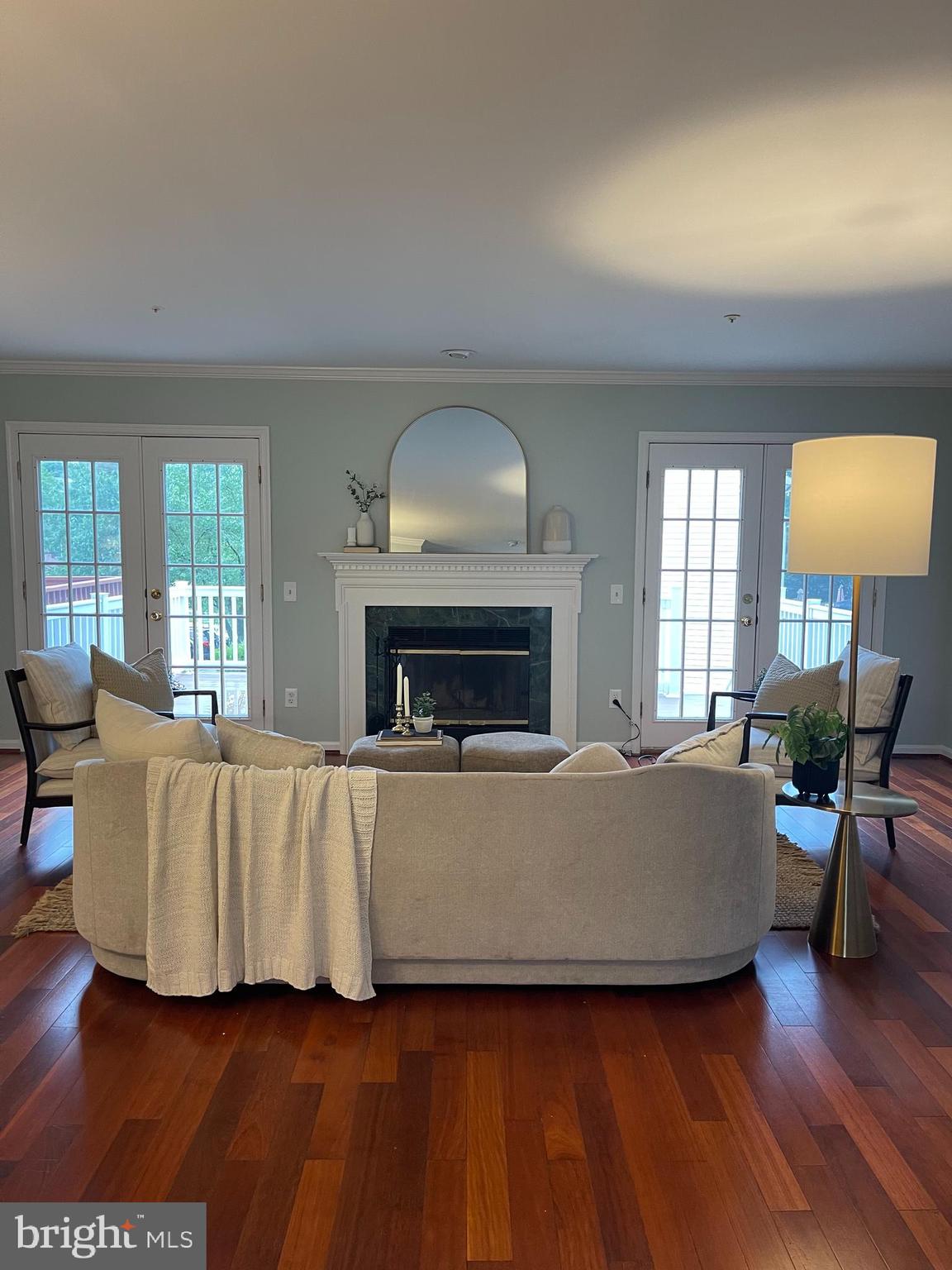 SEVEN OAKS - Residential