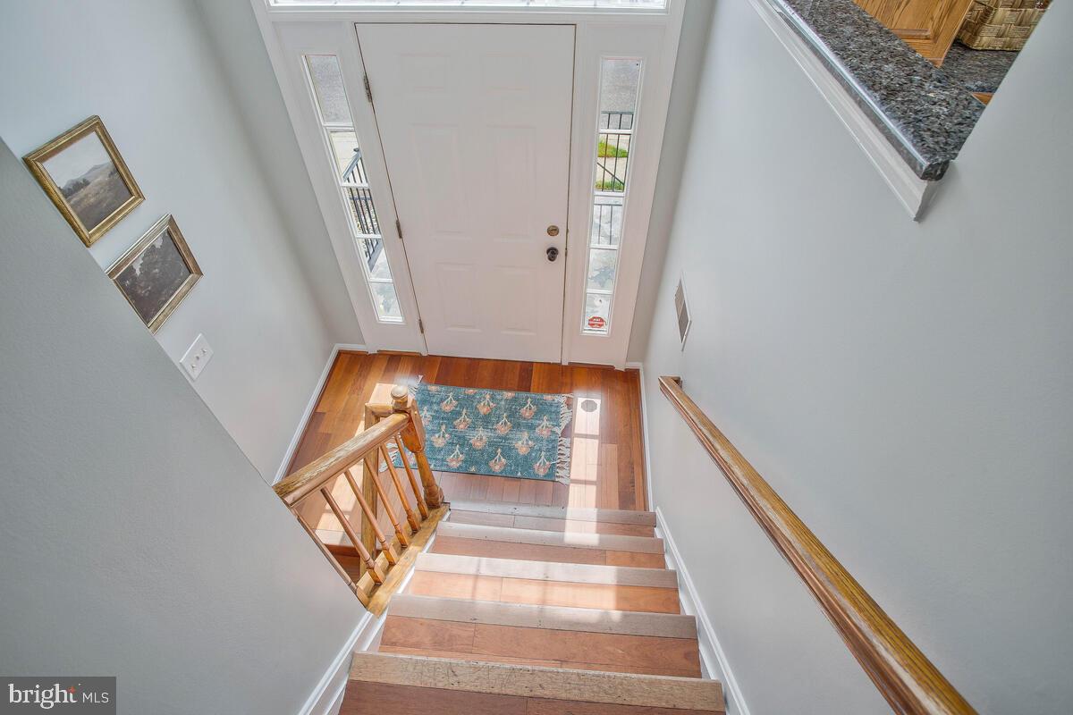 SEVEN OAKS - Residential