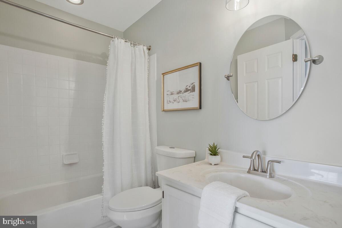 SEVEN OAKS - Residential