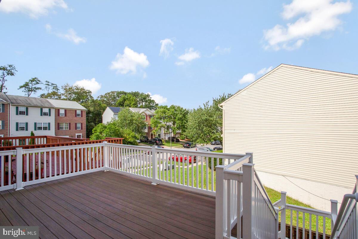 SEVEN OAKS - Residential