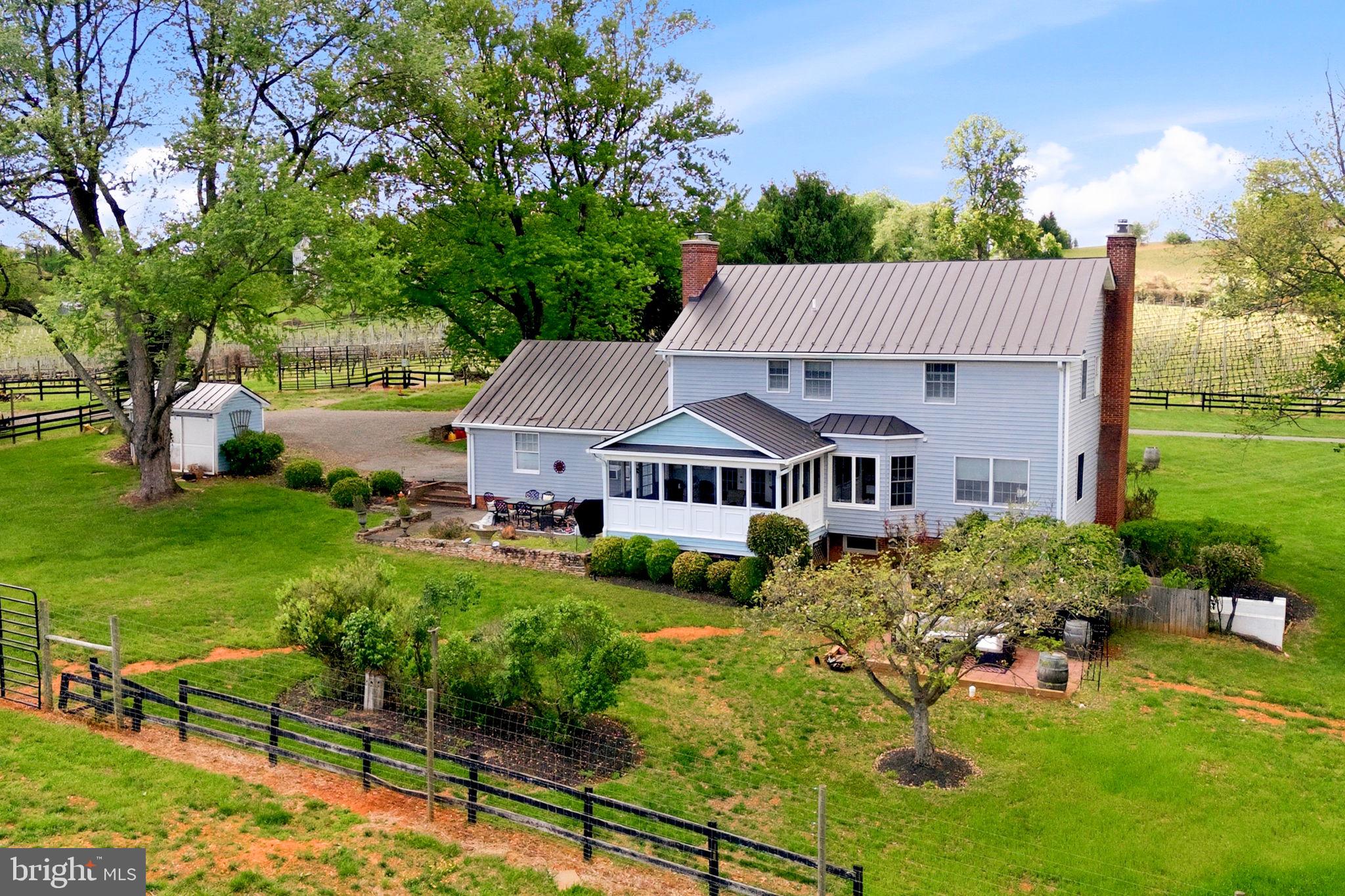 WATERFORD - Commercial Sale