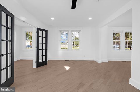 Tiny photo for 100 3rd Avenue SE, GLEN BURNIE, MD 21061 (MLS # MDAA2138620)