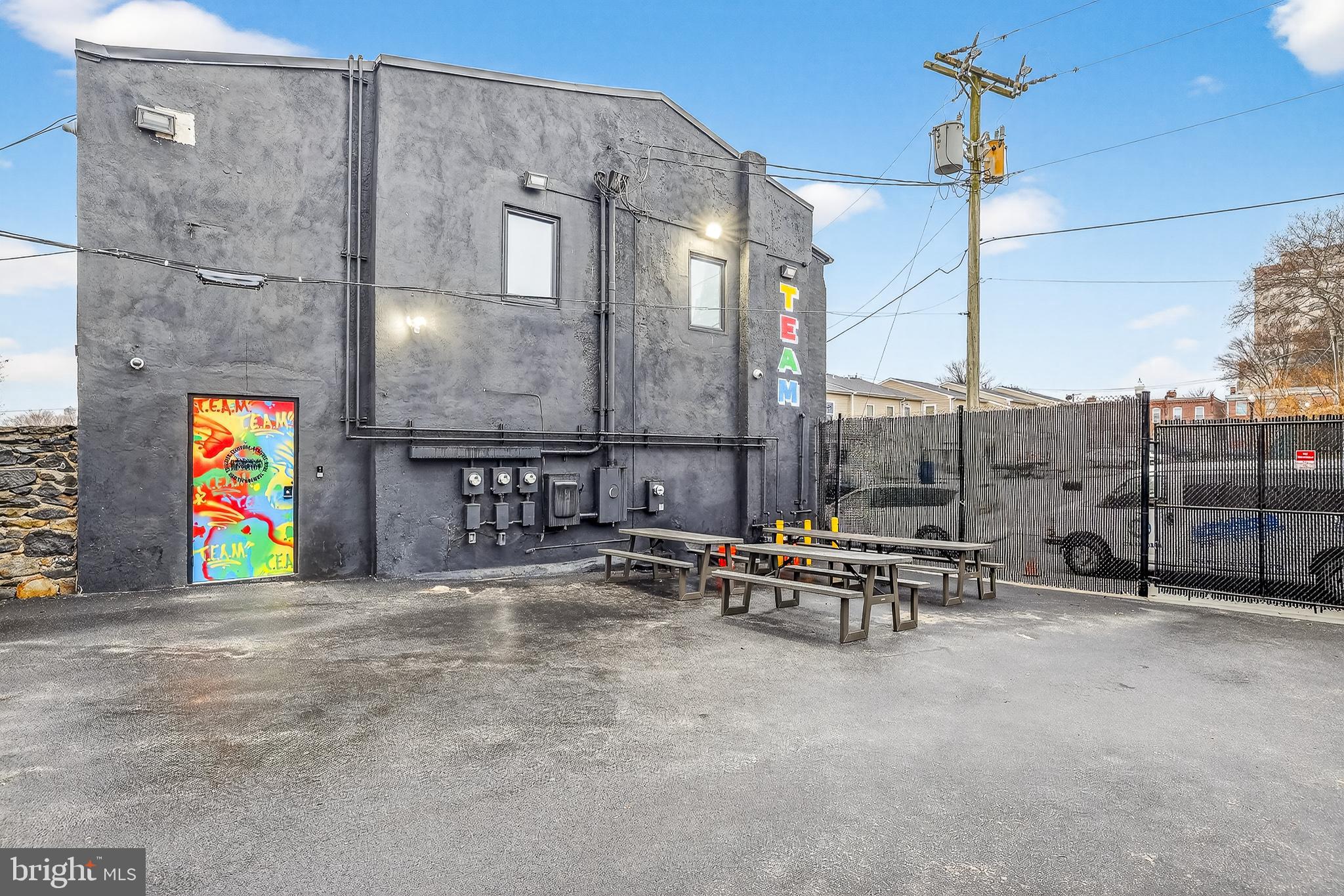 WILM #09 - Commercial Sale