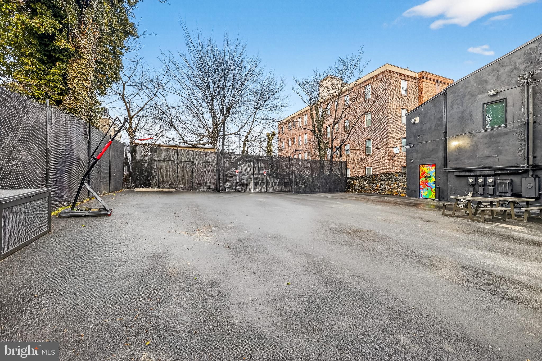 WILM #09 - Commercial Sale