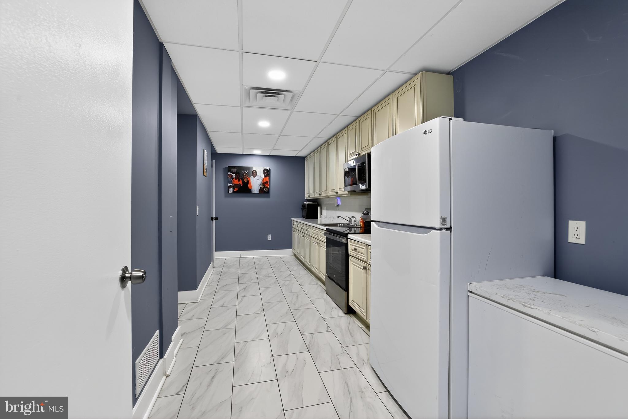 WILM #09 - Commercial Sale