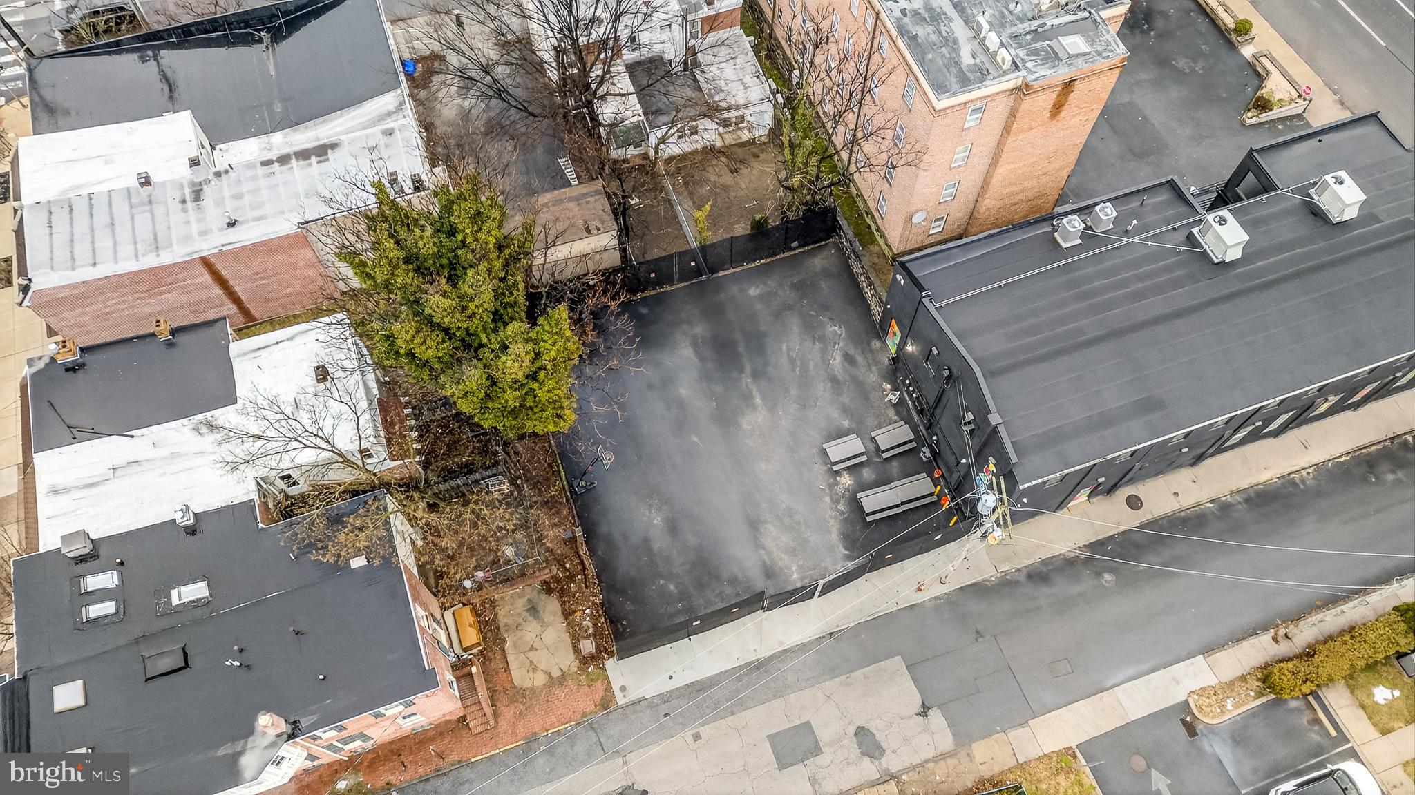 WILM #09 - Commercial Sale