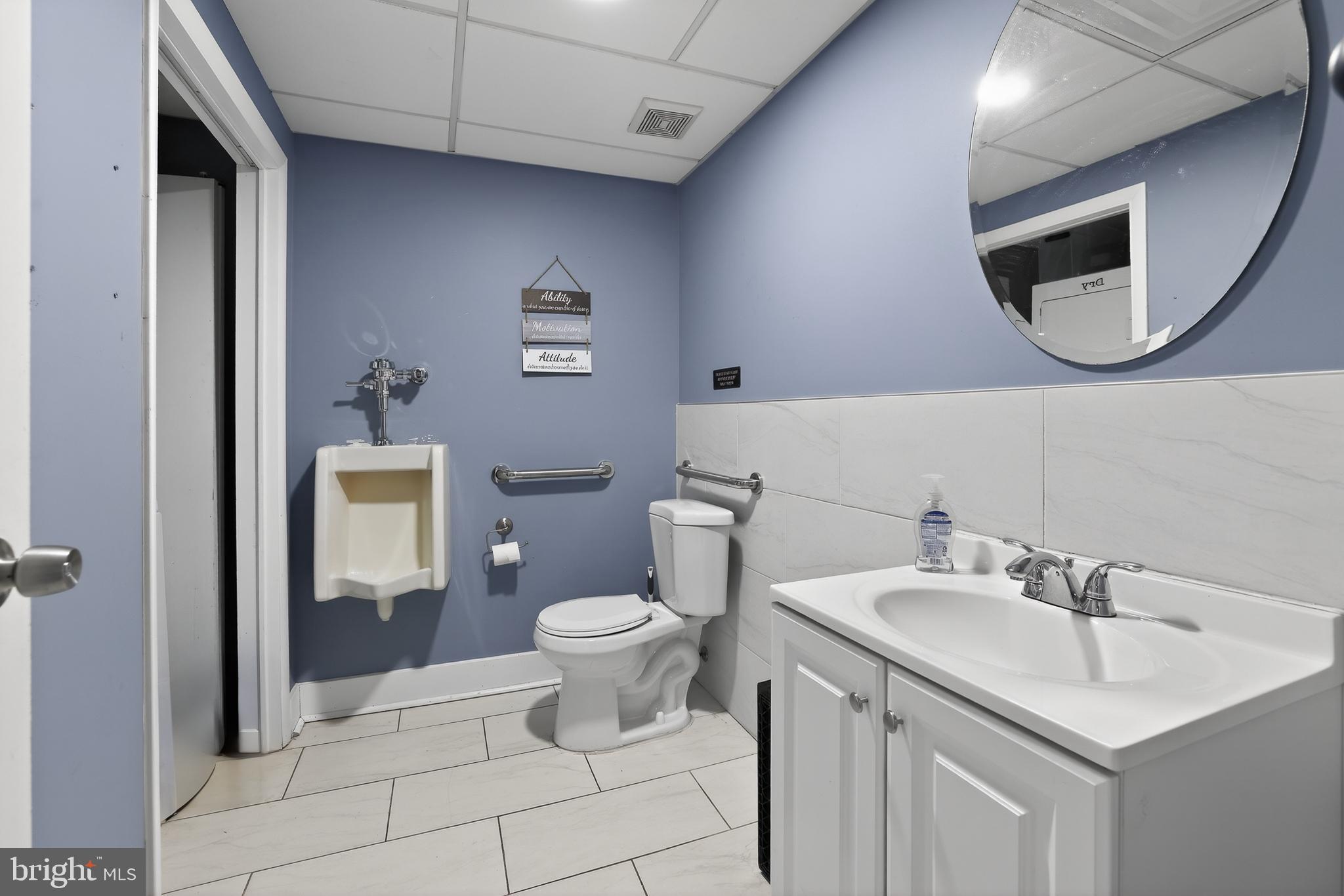 WILM #09 - Commercial Sale