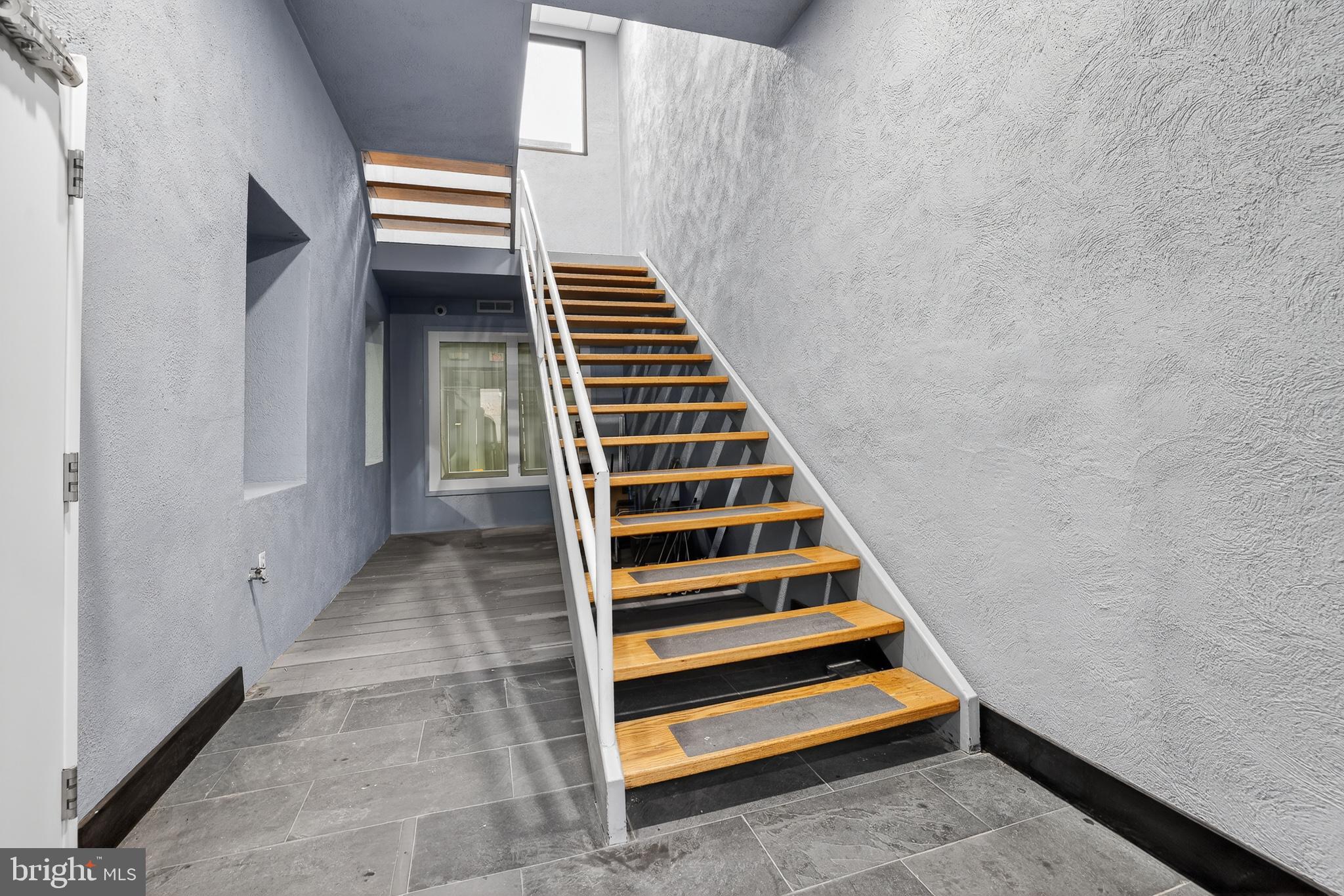 WILM #09 - Commercial Sale