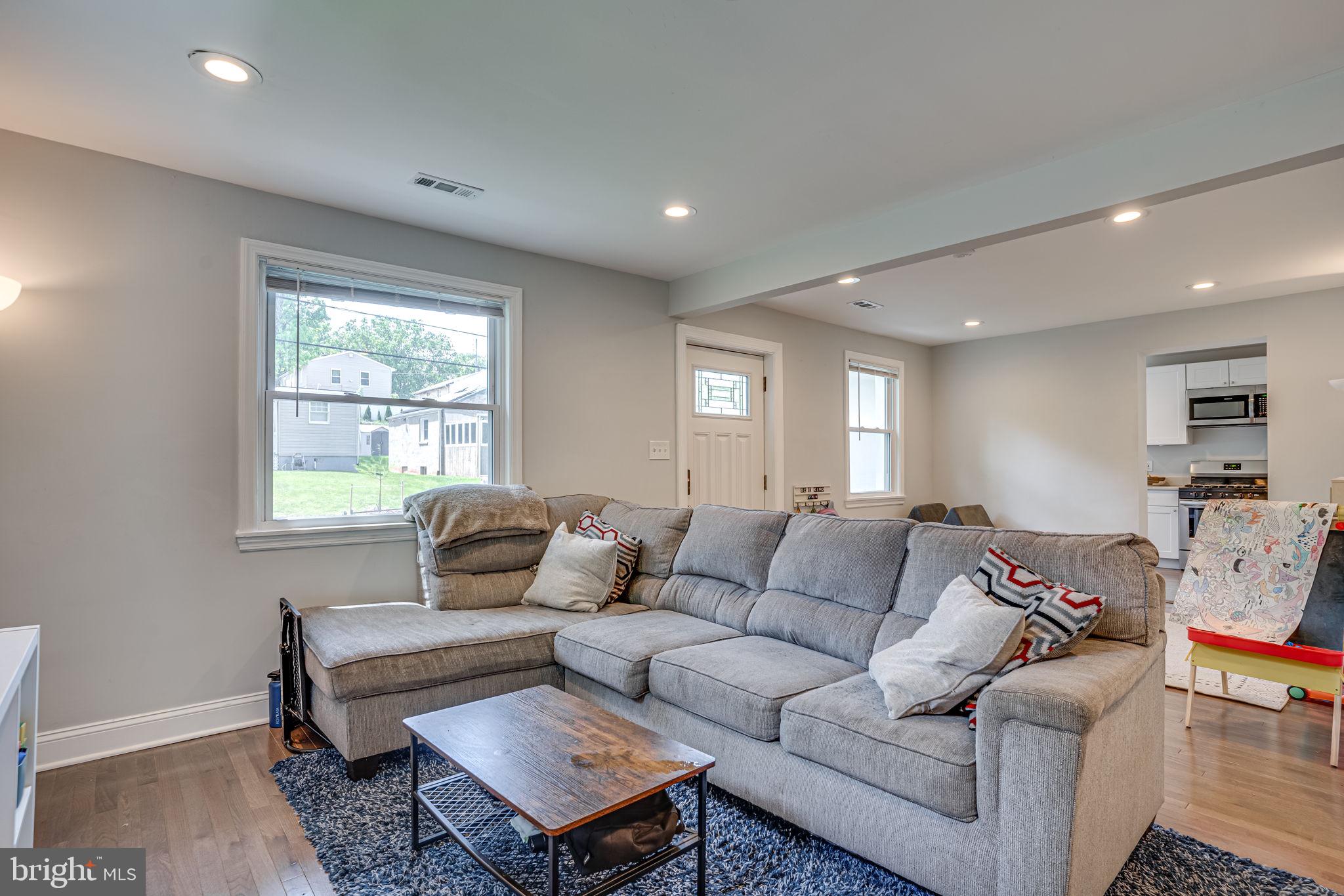 CHAPEL OAKS - Residential