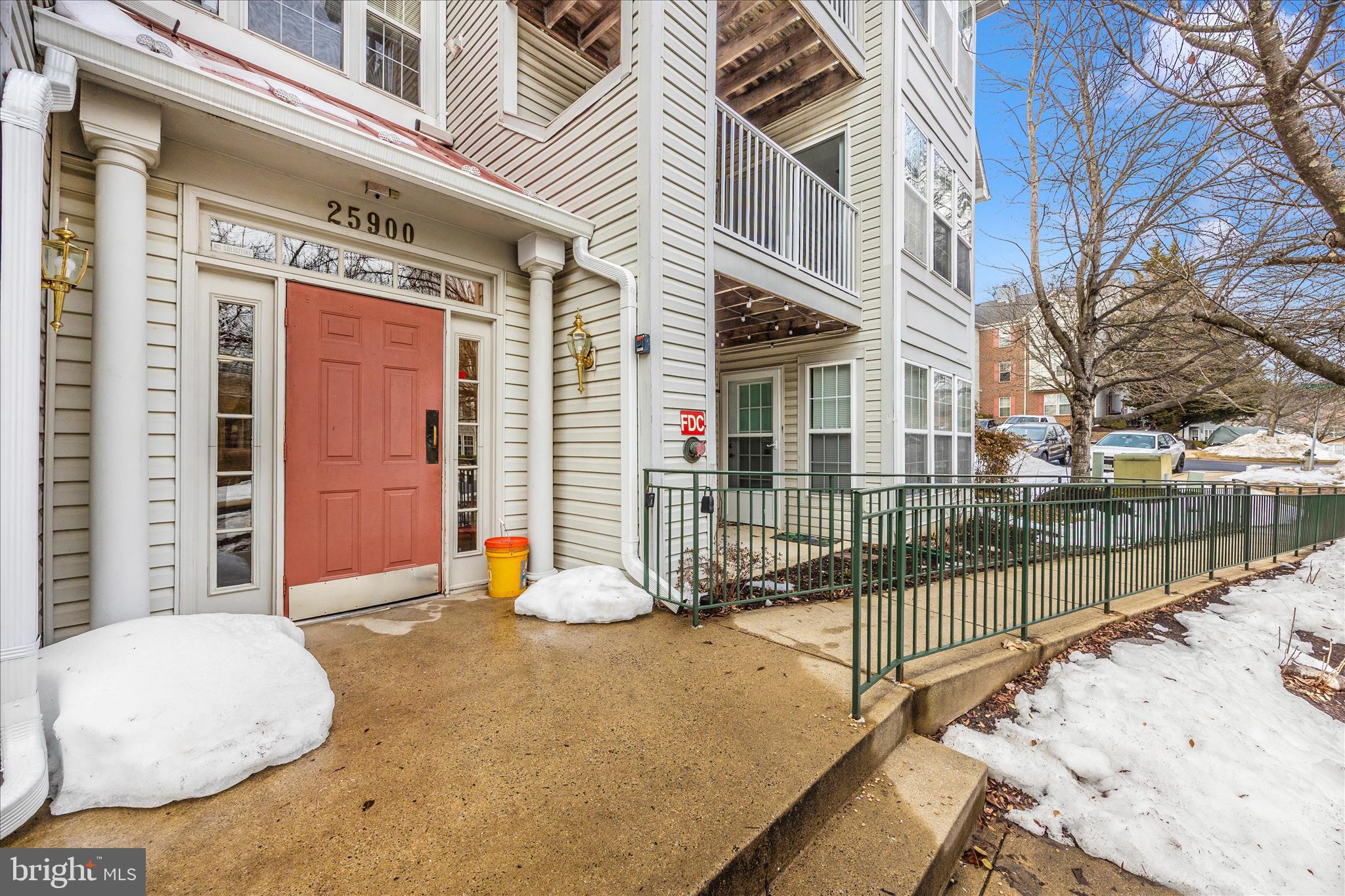 25900 RIDGE MANOR DRIVE B 6000-B