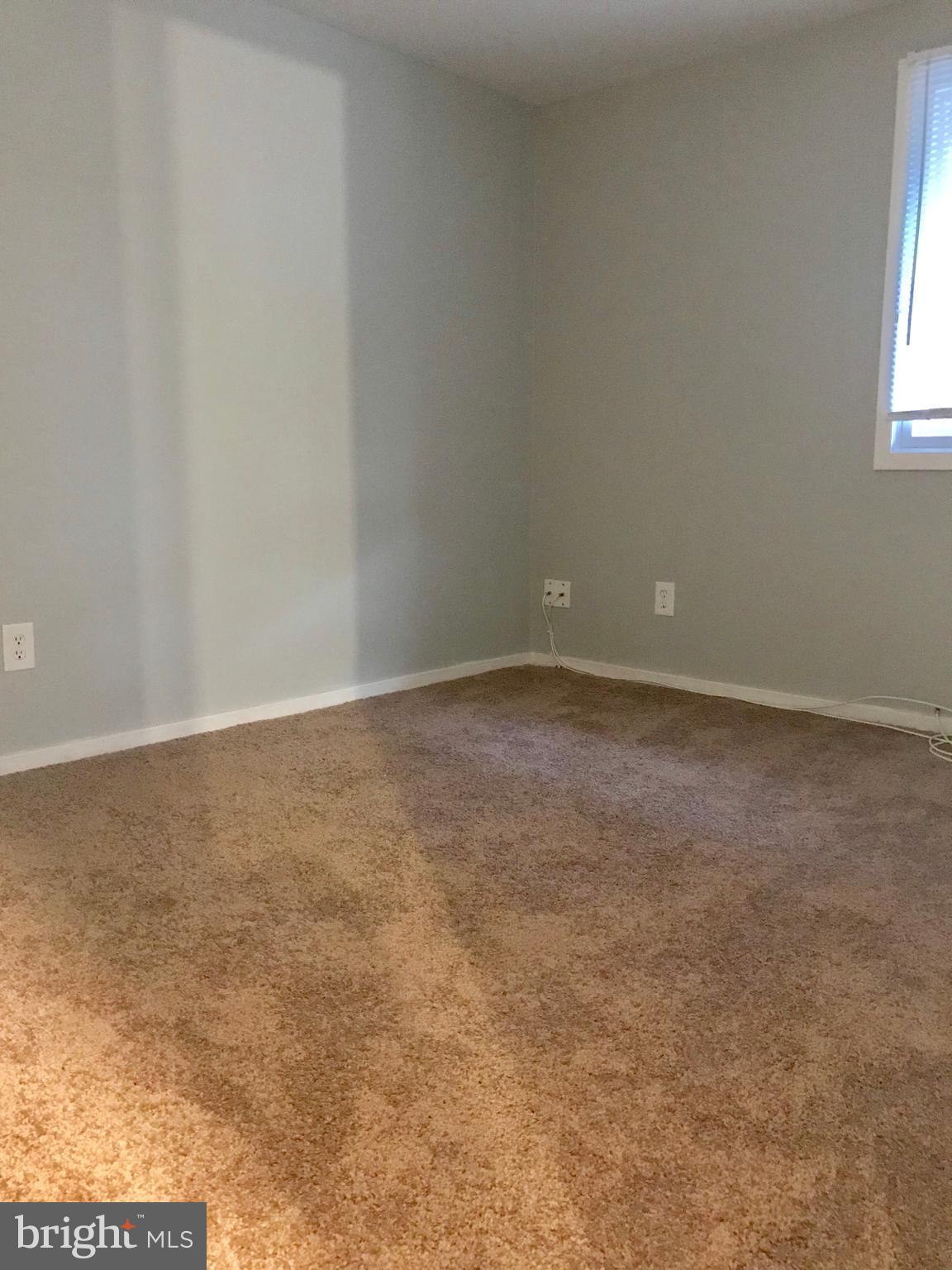 WOODSIDE SQUARE - Residential Lease