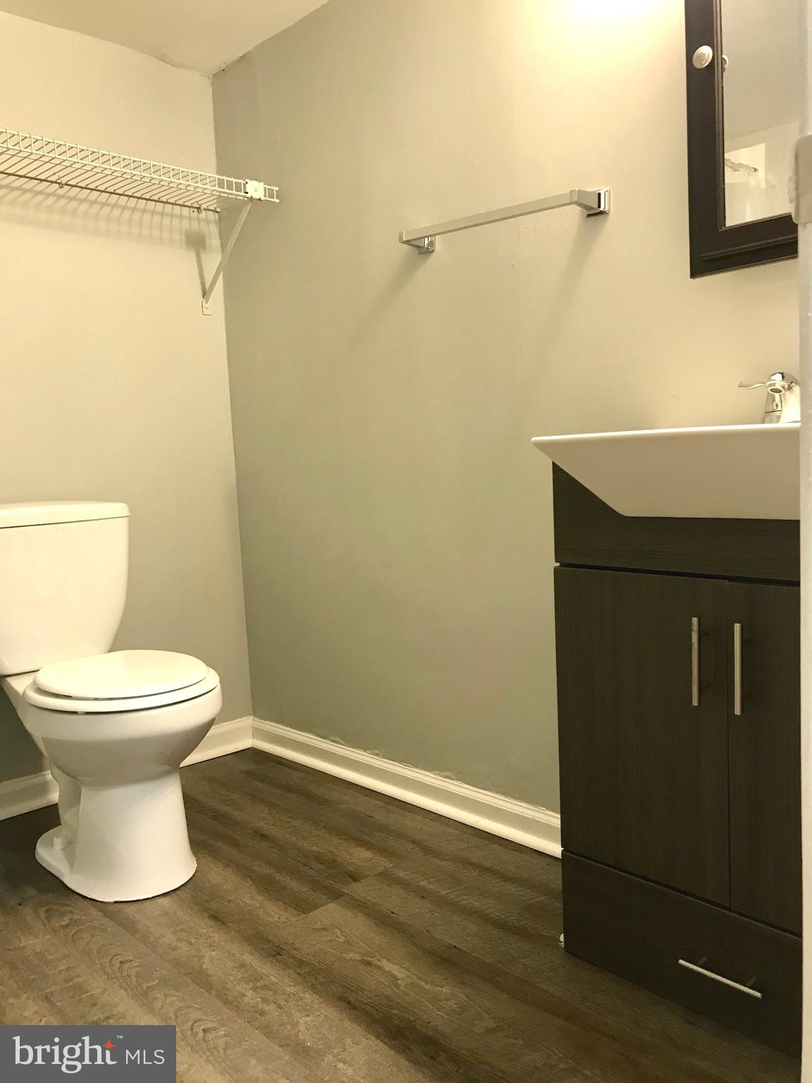 WOODSIDE SQUARE - Residential Lease