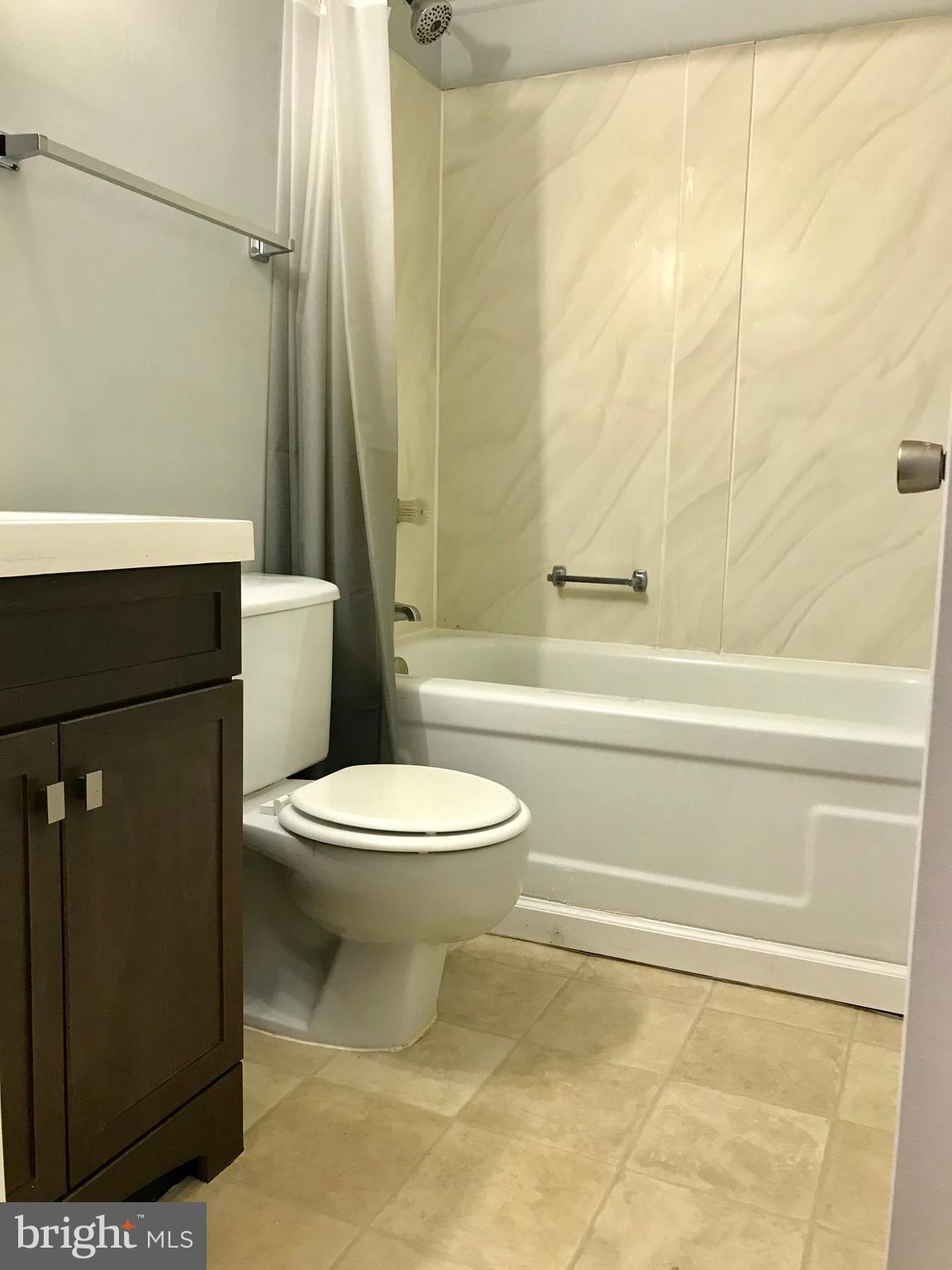 WOODSIDE SQUARE - Residential Lease