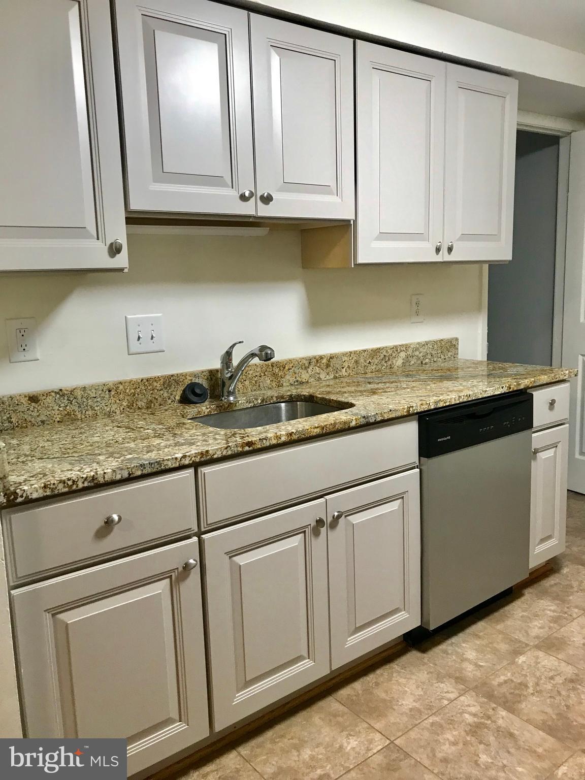 WOODSIDE SQUARE - Residential Lease