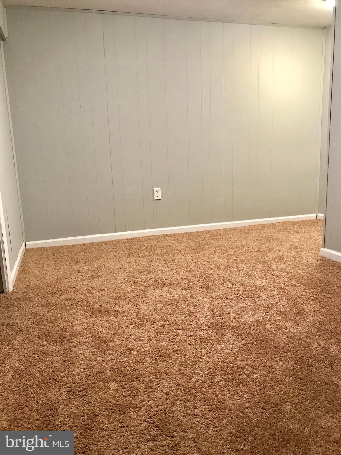 WOODSIDE SQUARE - Residential Lease