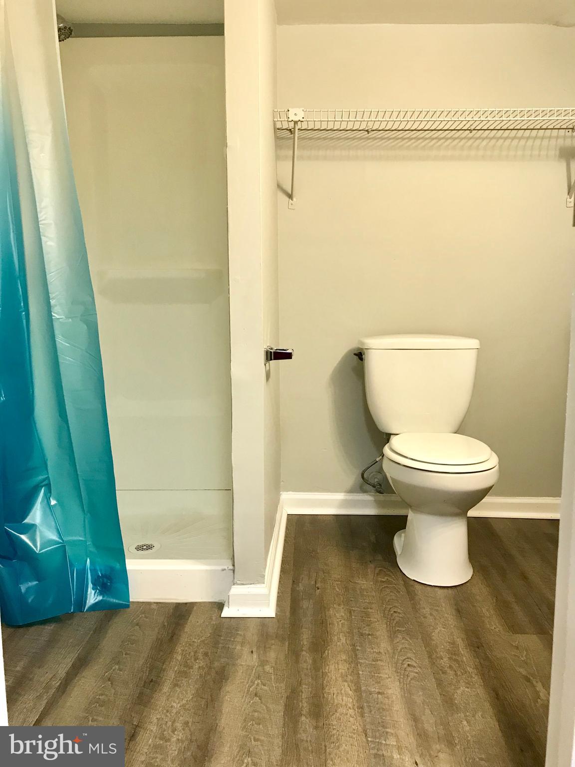 WOODSIDE SQUARE - Residential Lease