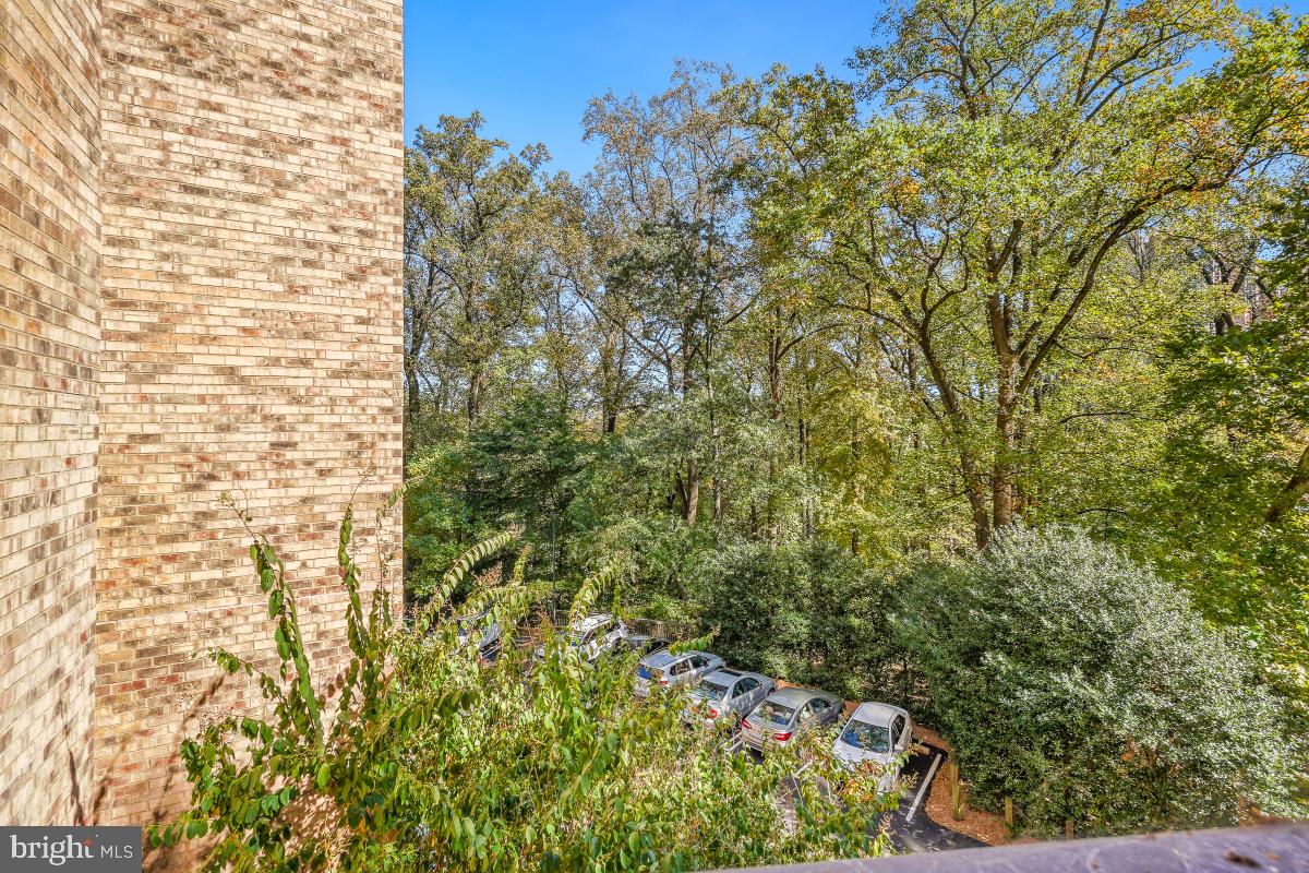 MONTEBELLO - Residential