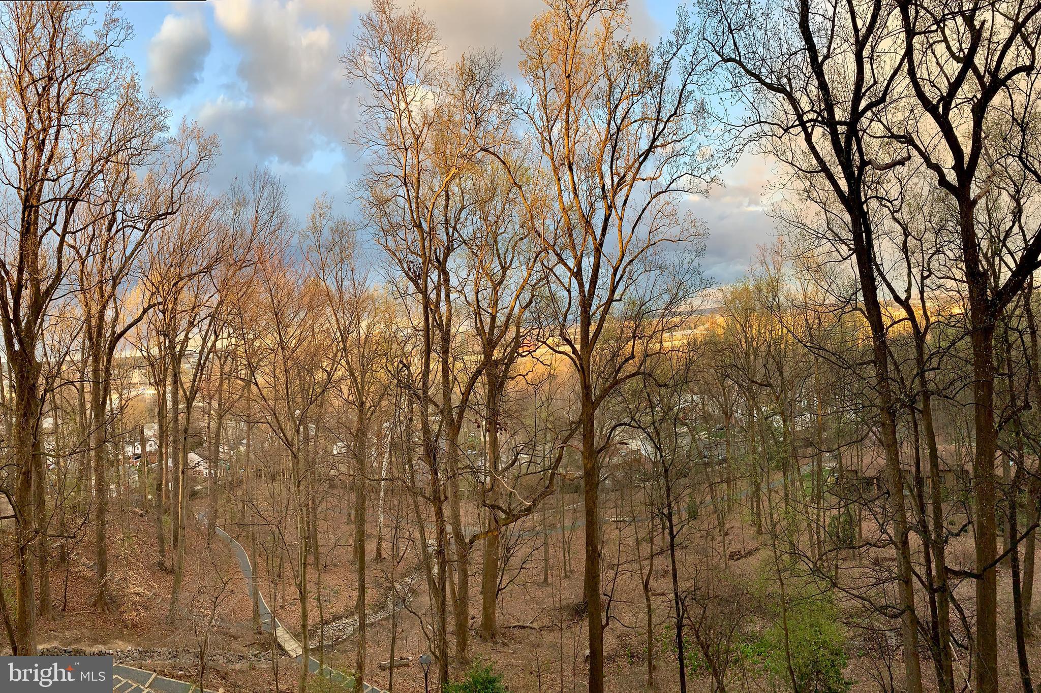 MONTEBELLO - Residential