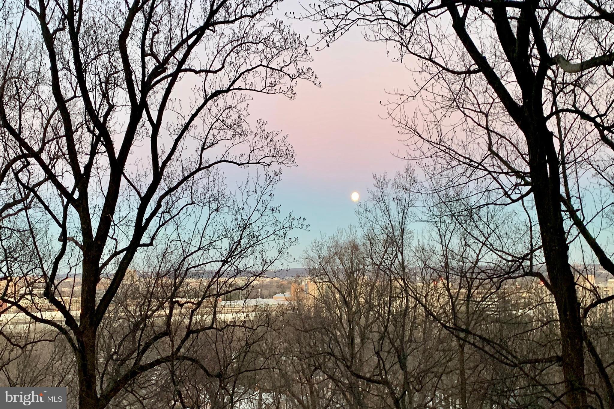 MONTEBELLO - Residential