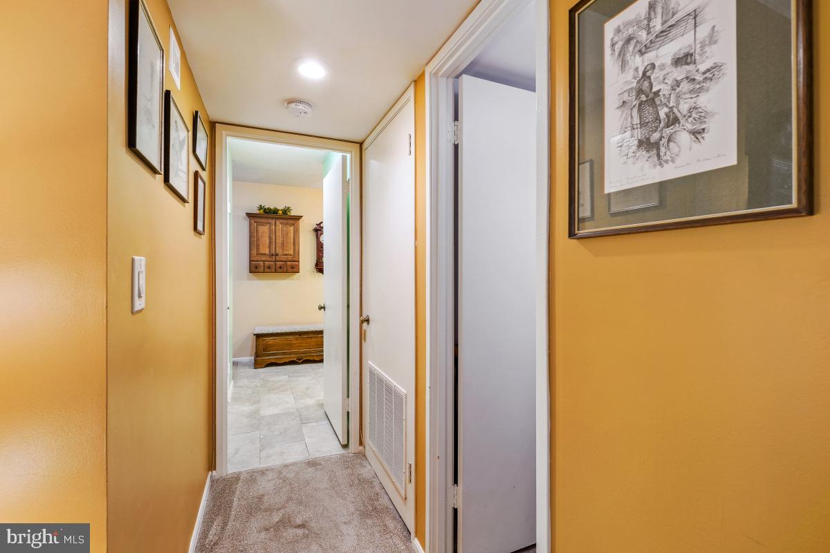 MONTEBELLO - Residential