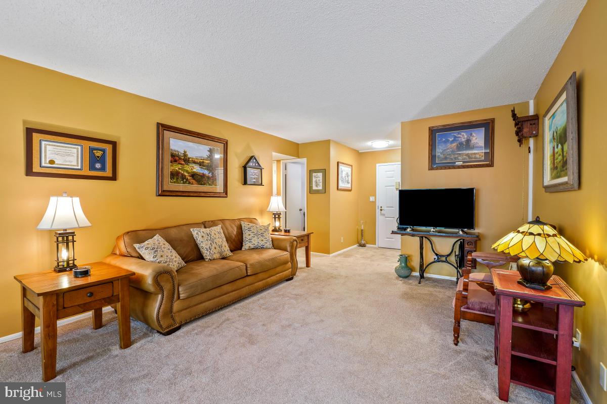 5901 MOUNT EAGLE DRIVE 216