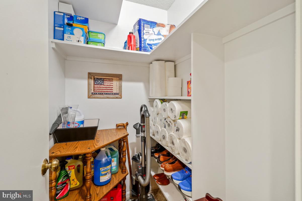 MONTEBELLO - Residential