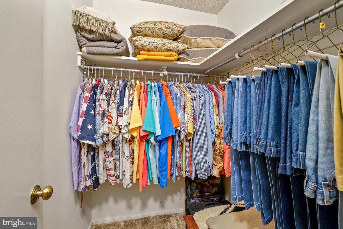 MONTEBELLO - Residential