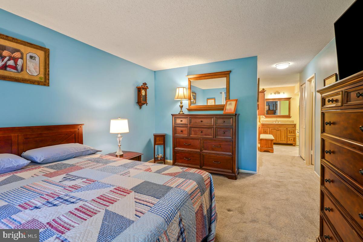 MONTEBELLO - Residential