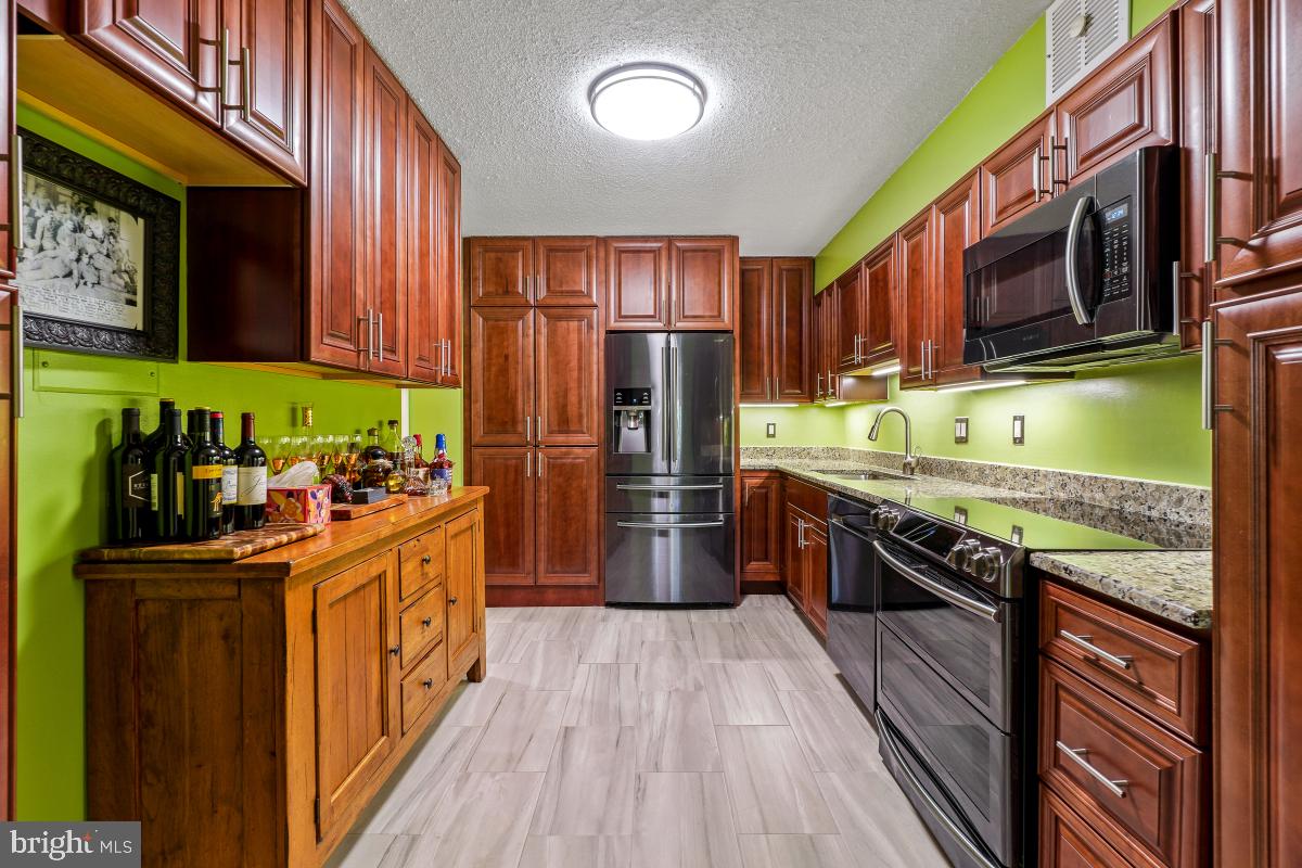 MONTEBELLO - Residential