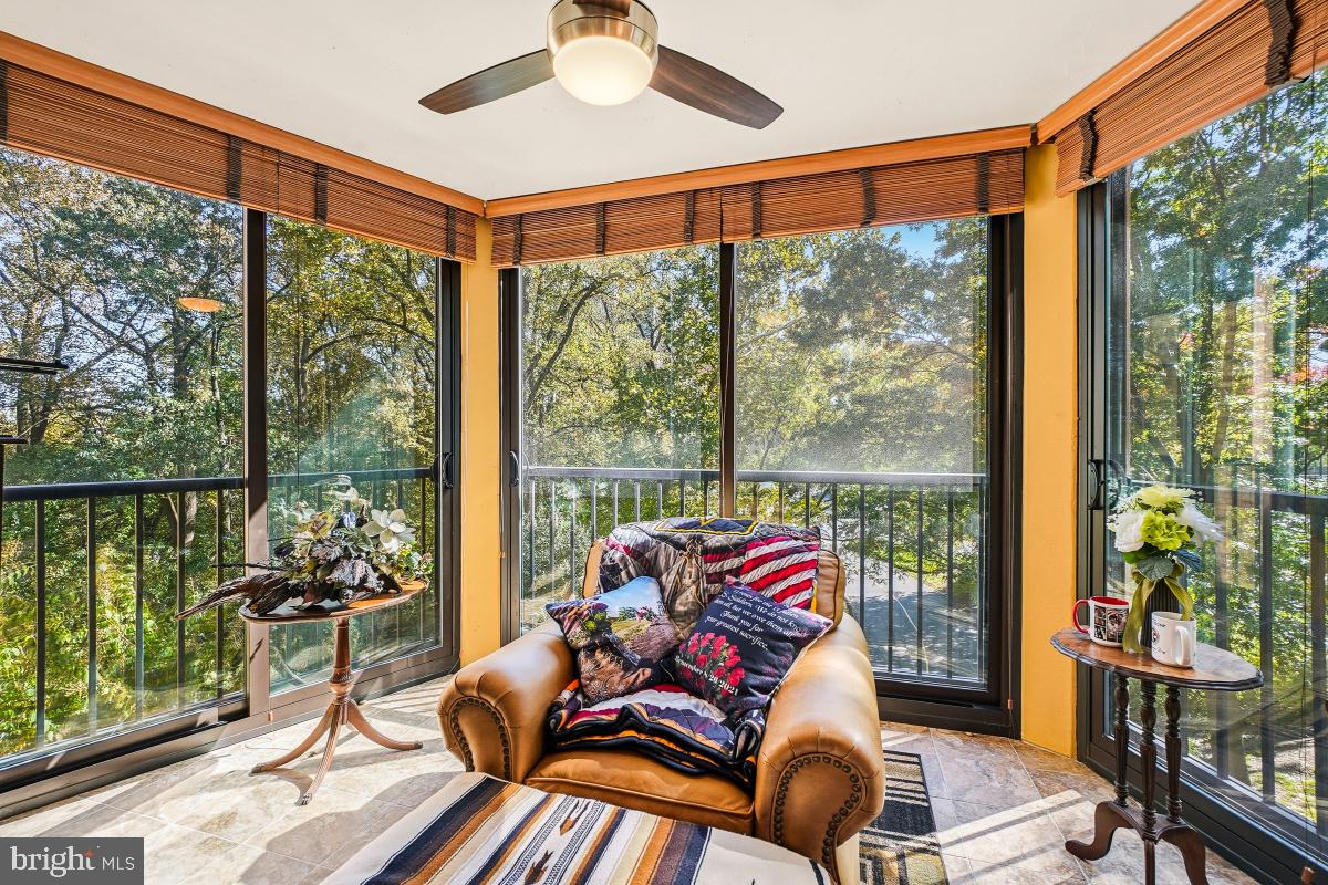 MONTEBELLO - Residential