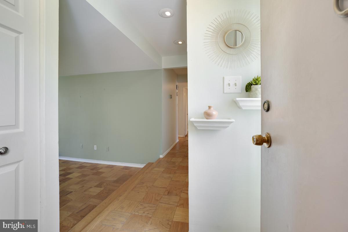 AMERICANA FINMARK - Residential