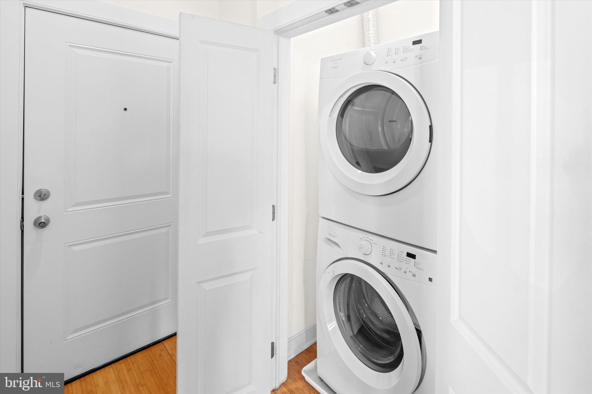 FAIRMOUNT - Residential Lease