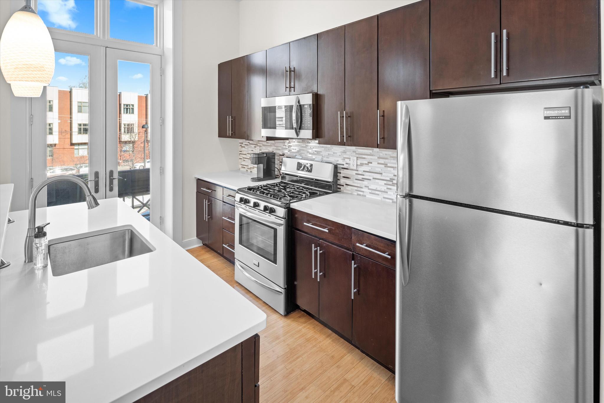 FAIRMOUNT - Residential Lease