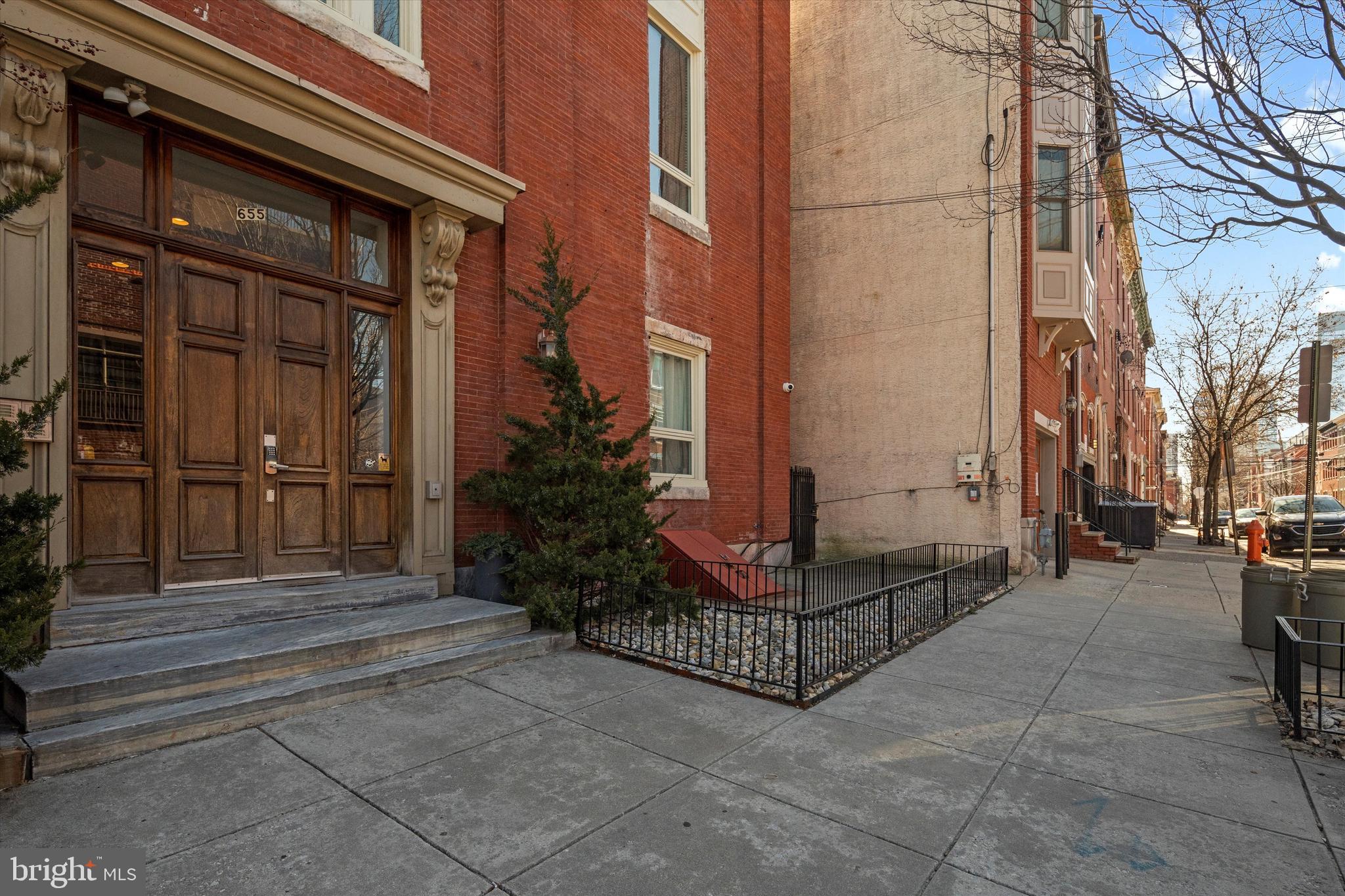 FAIRMOUNT - Residential Lease