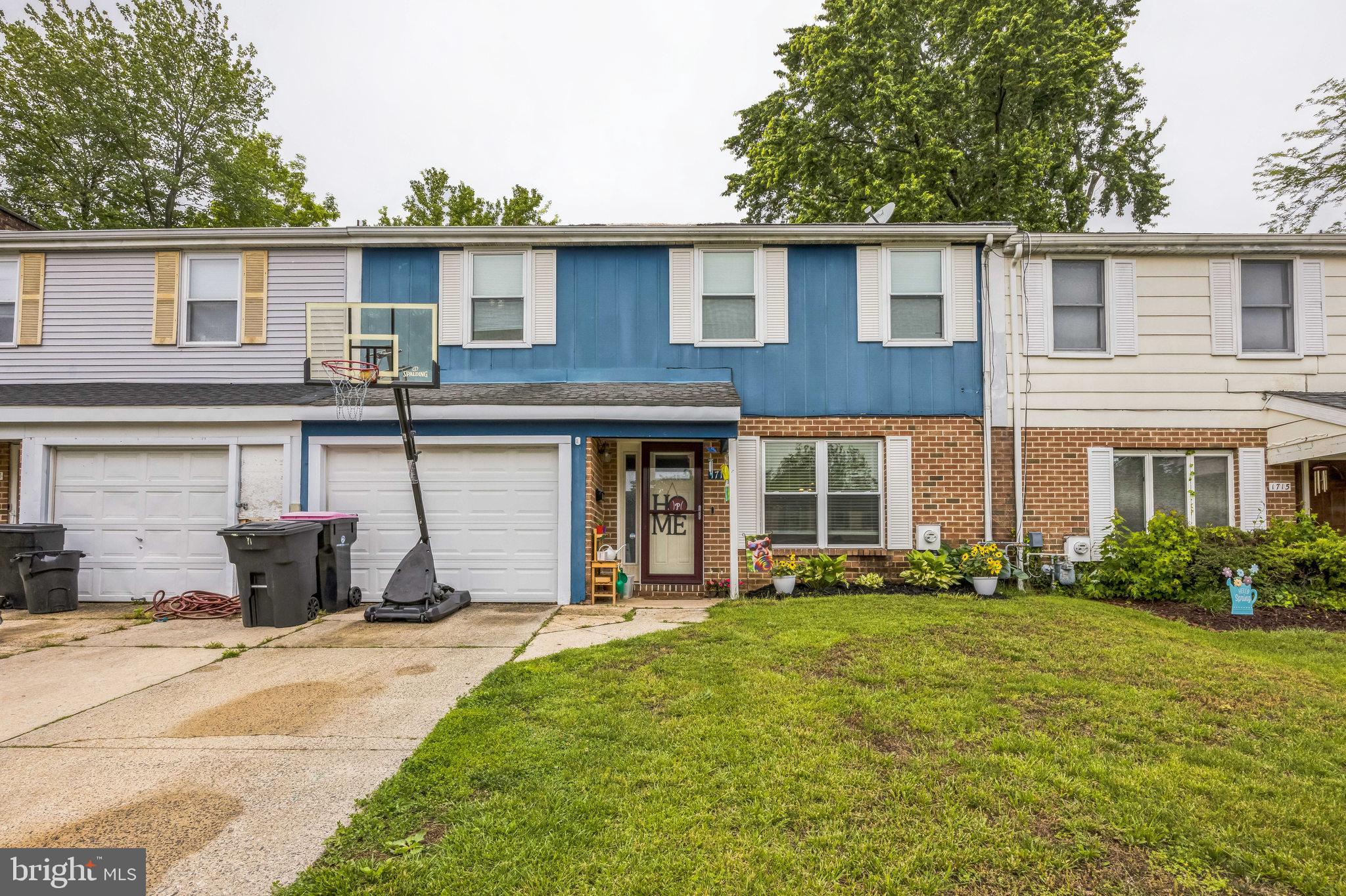 1713 WILLOW PLACE