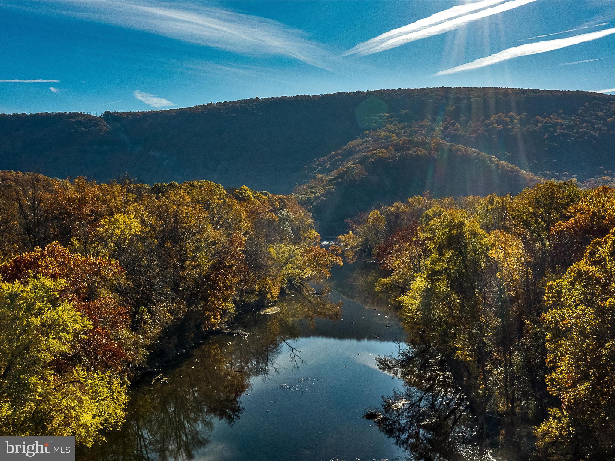 BRIARY BOTTOM - Residential