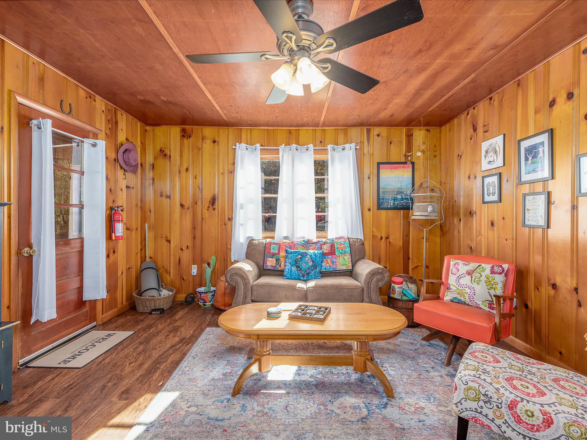 BRIARY BOTTOM - Residential