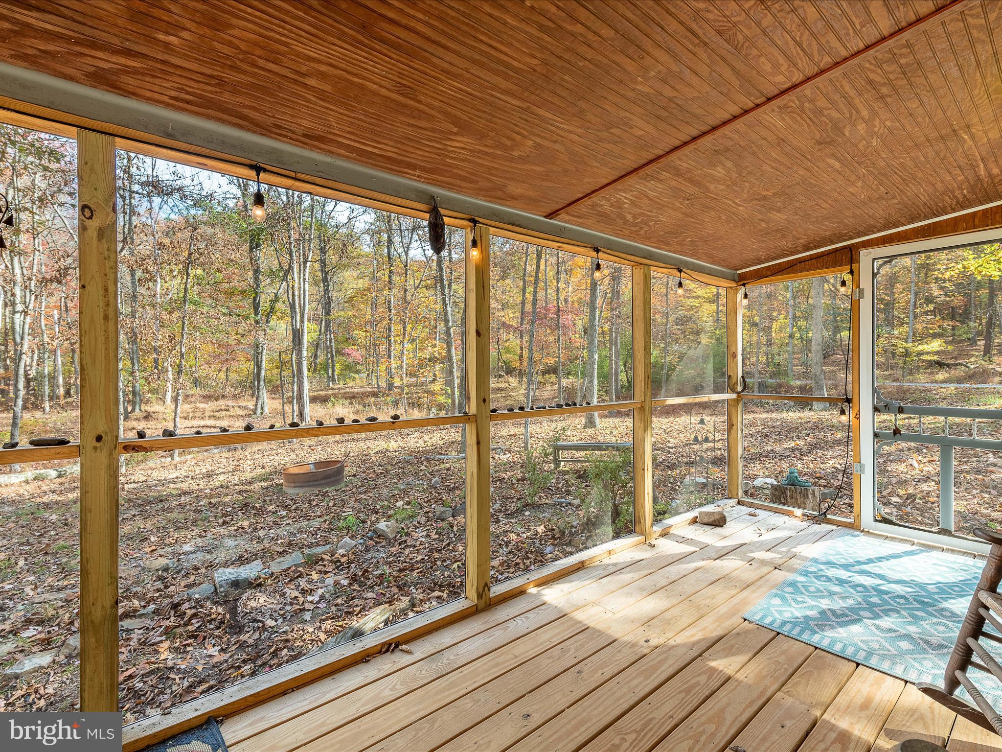 BRIARY BOTTOM - Residential