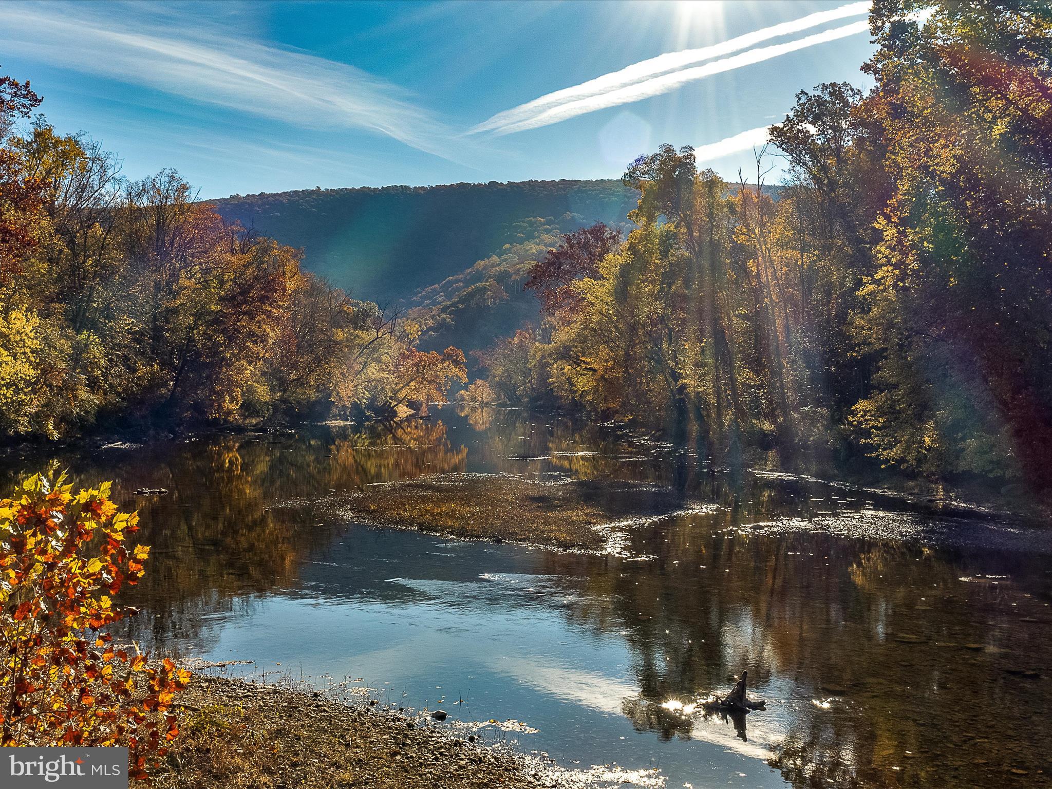 BRIARY BOTTOM - Residential