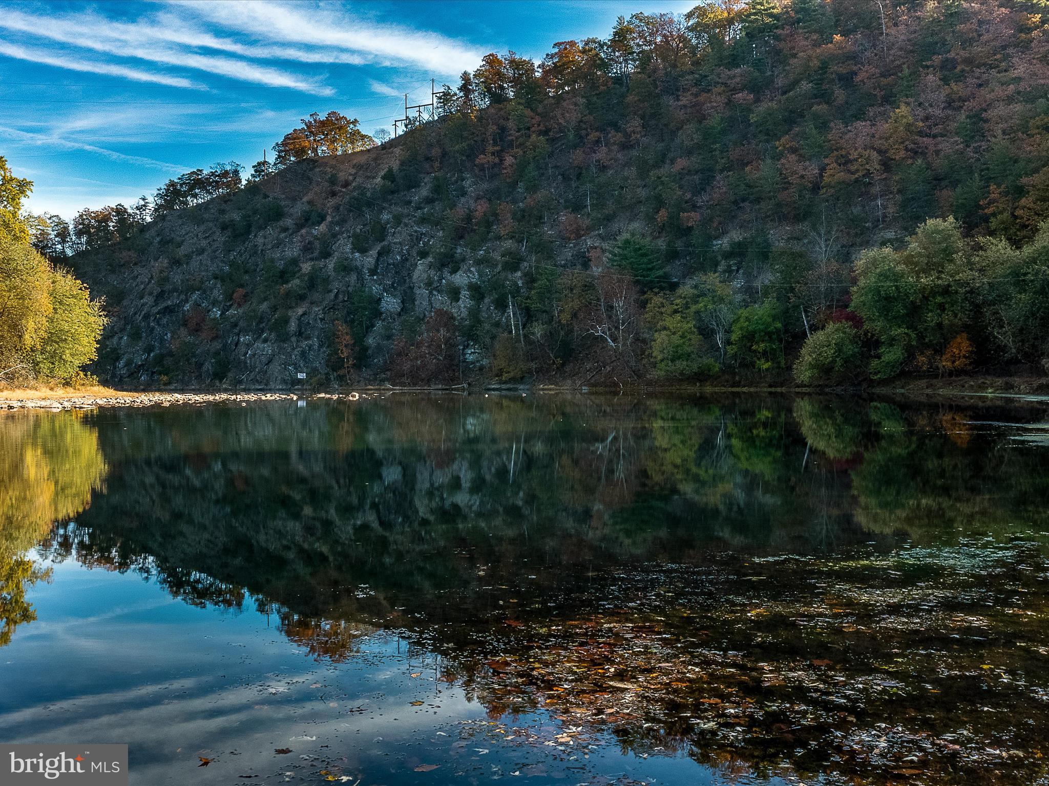 BRIARY BOTTOM - Residential