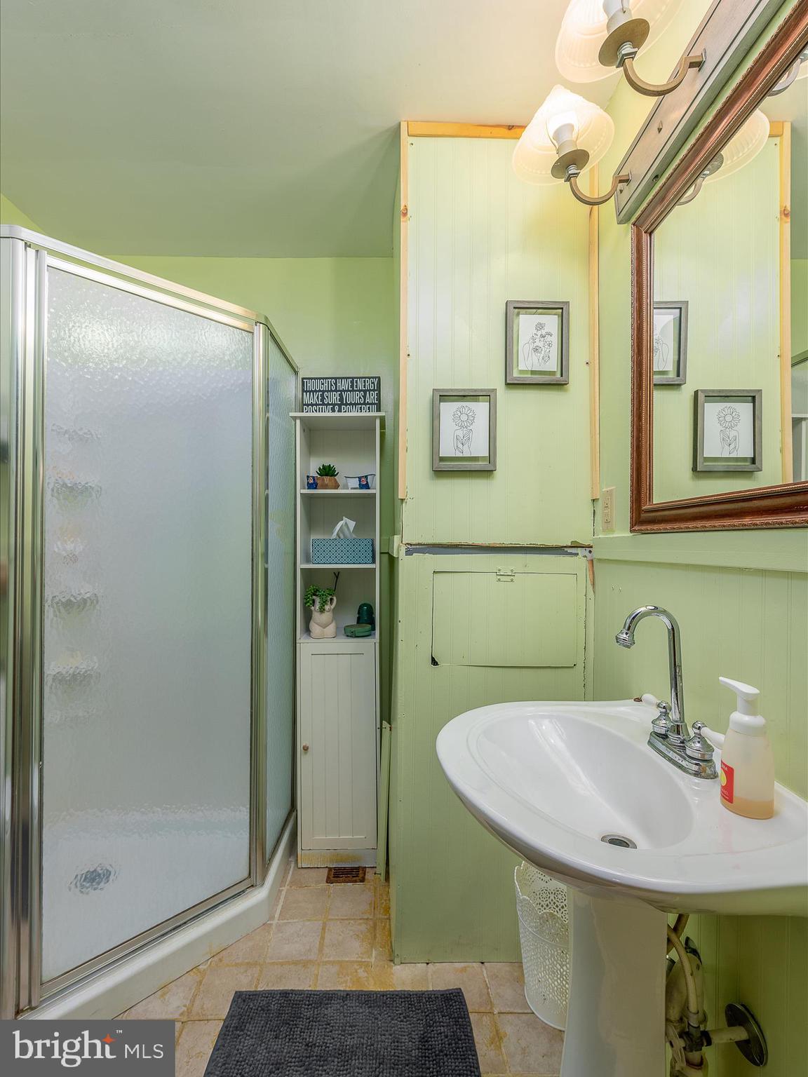 BRIARY BOTTOM - Residential