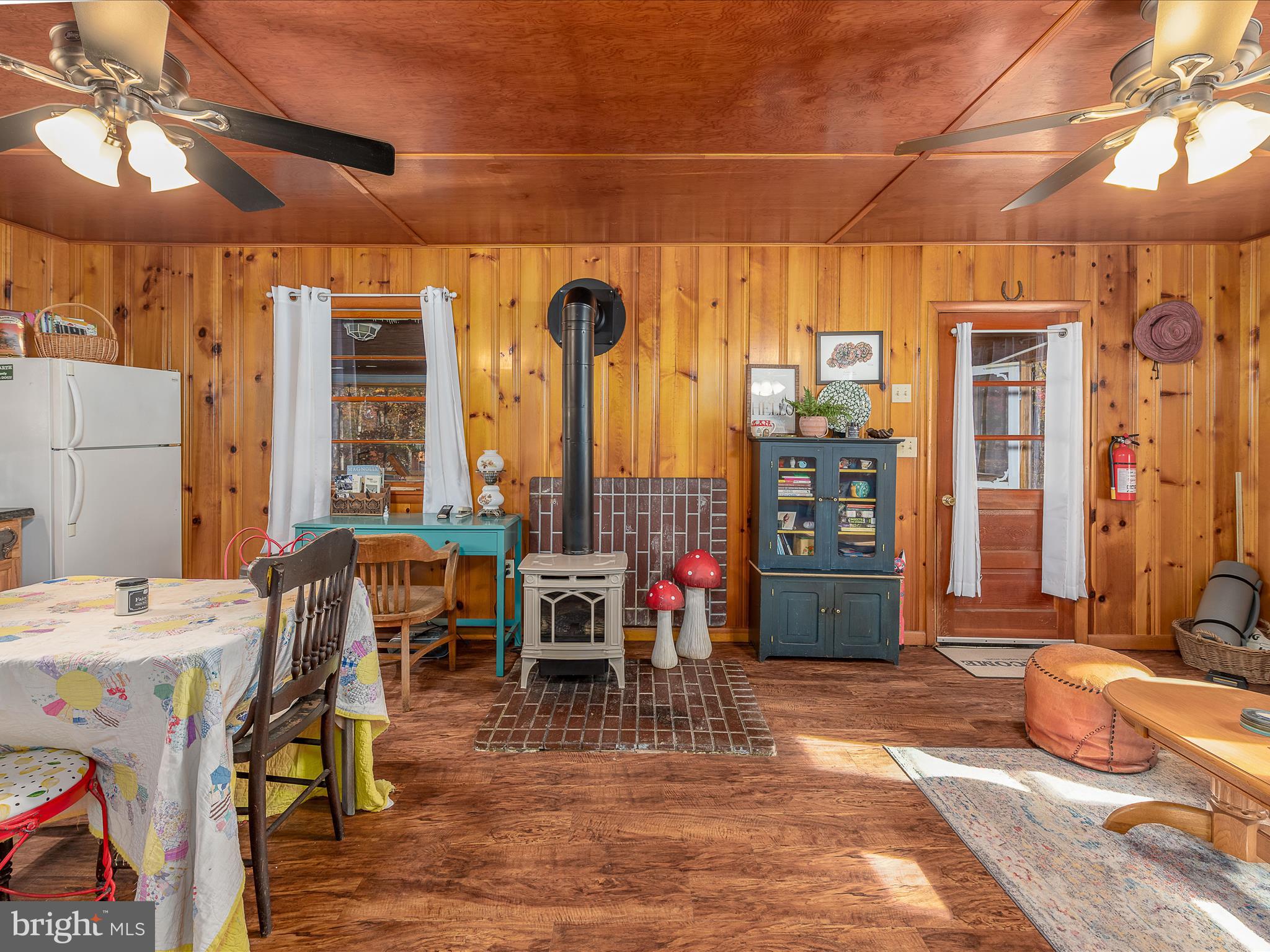 BRIARY BOTTOM - Residential