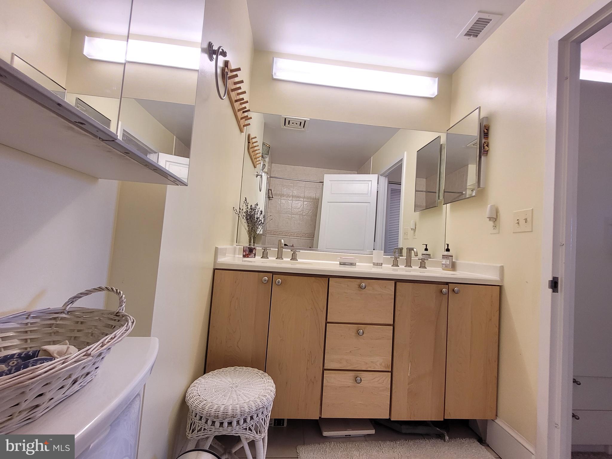 8101 CONN AVE - Residential Lease