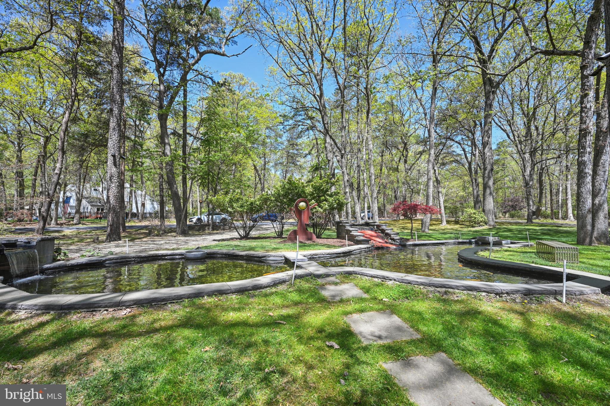 48 CARDINAL RIDGE ROAD
