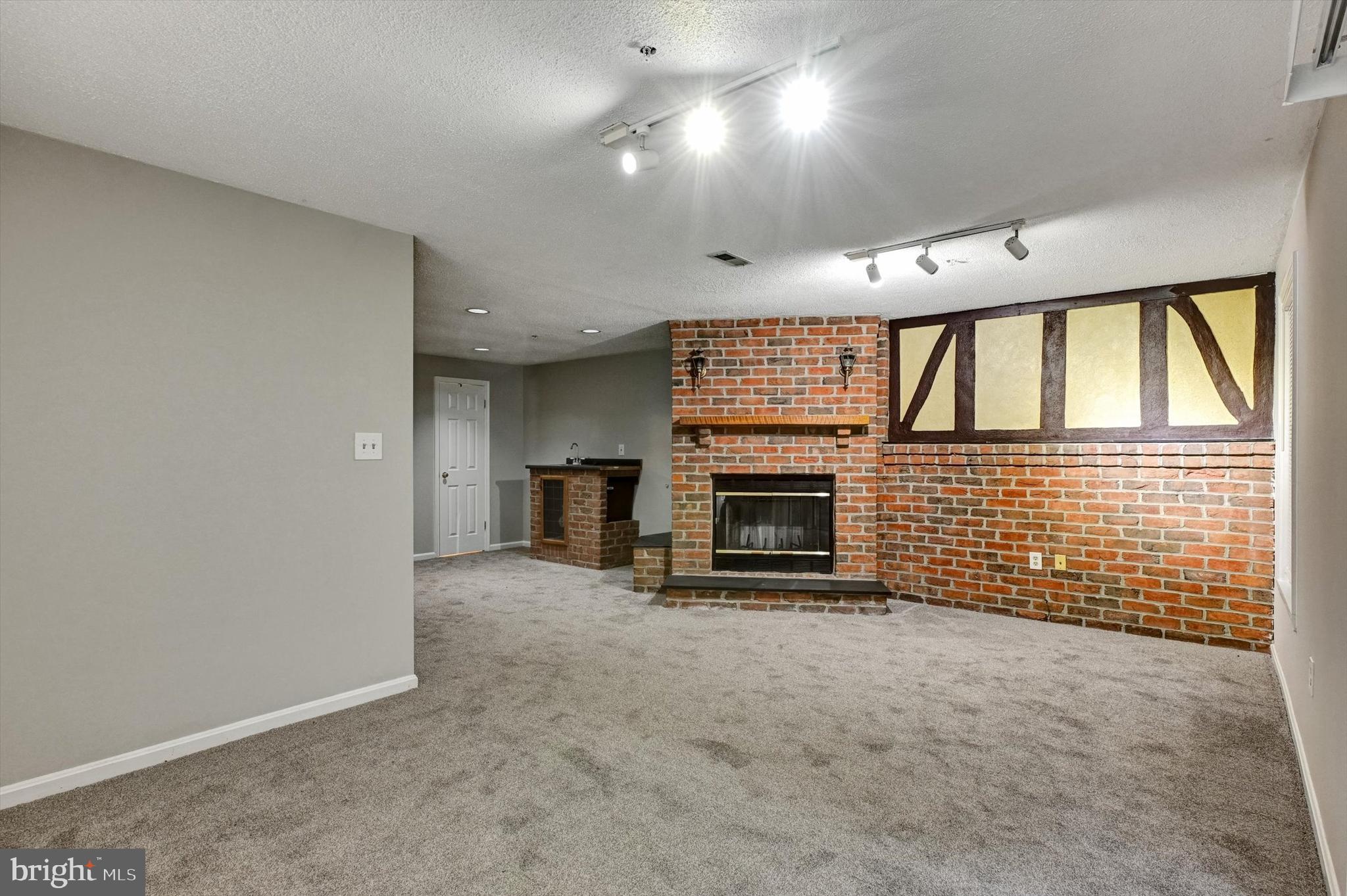 OWINGS MILLS NEW TOWN - Residential