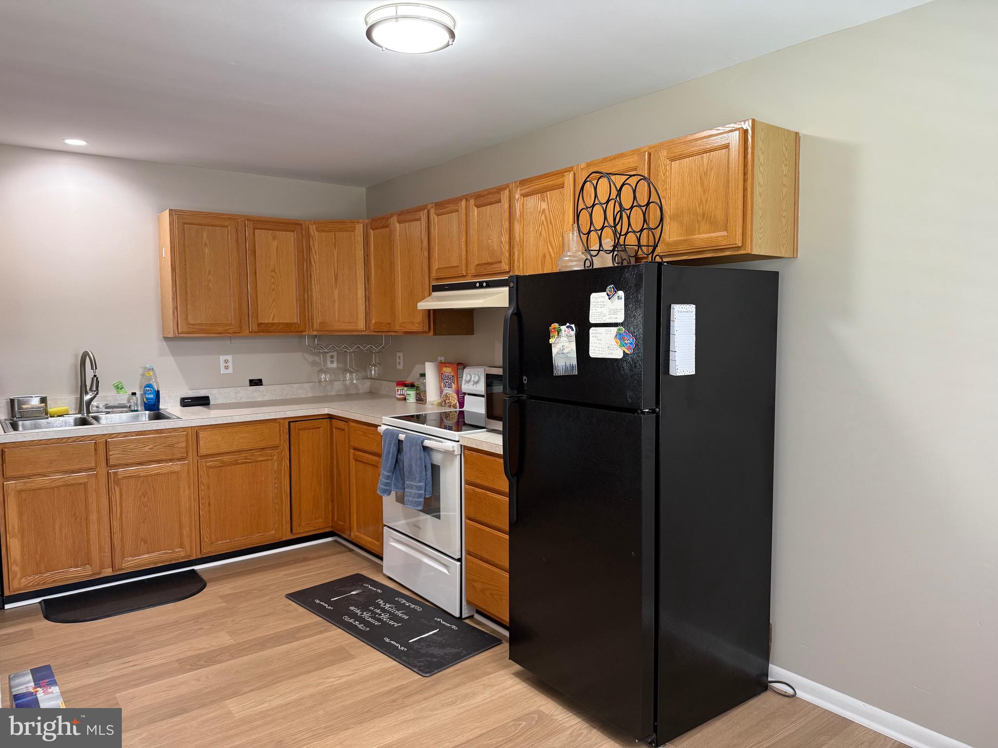 MACRIDGE ESTATES - Residential